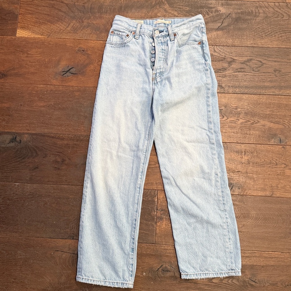 Levi's Ribcage Straight Ankle Light Blue Denim Jeans